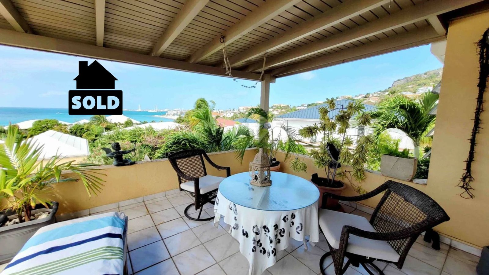 3 Bedroom Townhouse with Studio Pelican Key