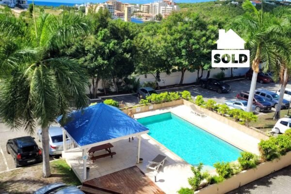 Renovated 1 Bedroom Condo Aventura Residence Cupecoy