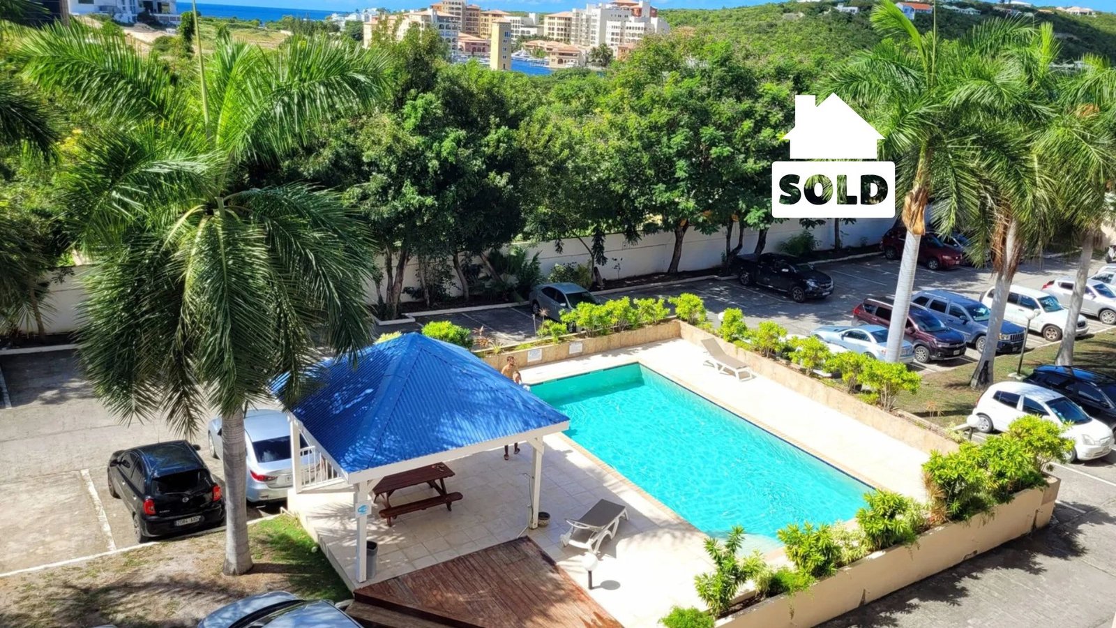 Renovated 1 Bedroom Condo Aventura Residence Cupecoy