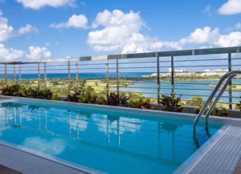 4BR Penthouse Maho