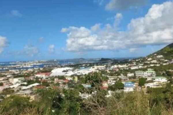 Land Cole Bay