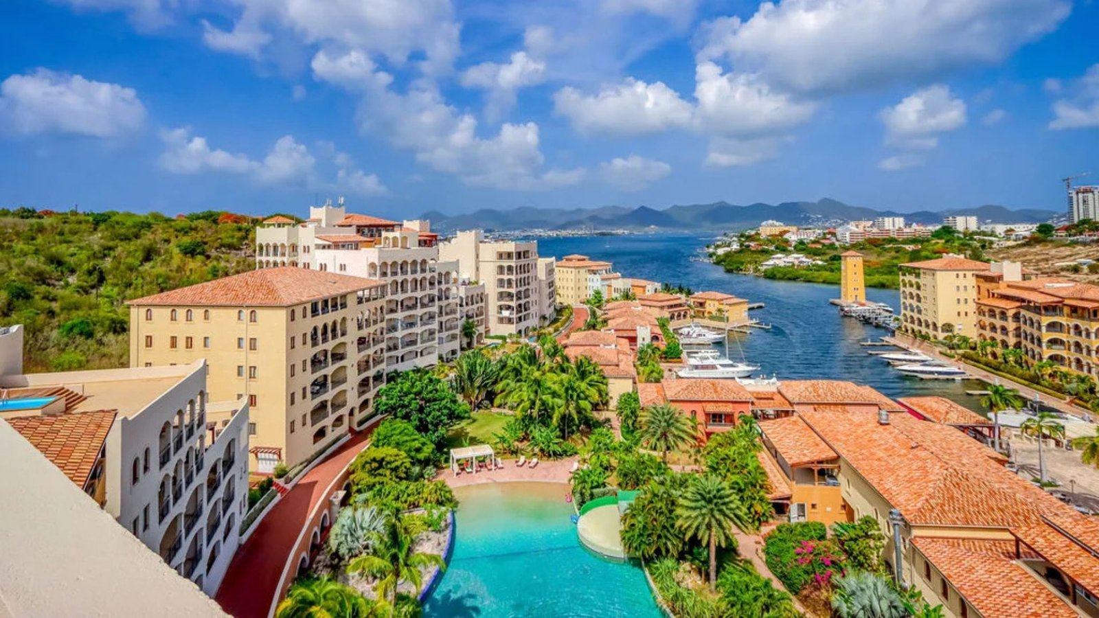 Porto Cupecoy, St. Maarten