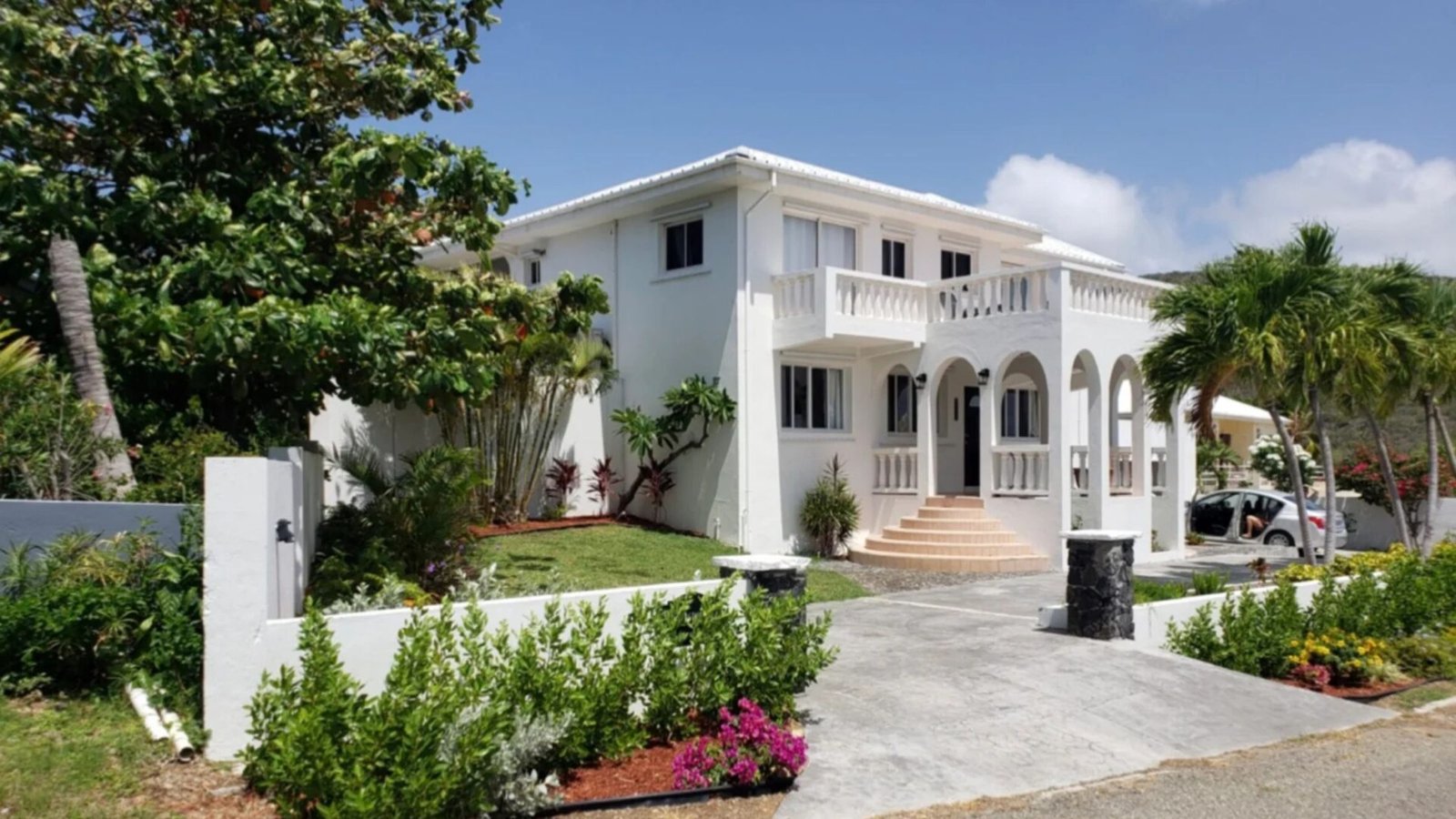 Villa Esperanza Dawn Beach Estates