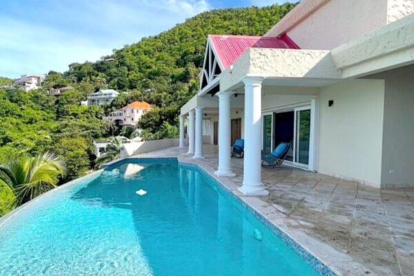 Hillside villa with panoramic island views Almond Grove
