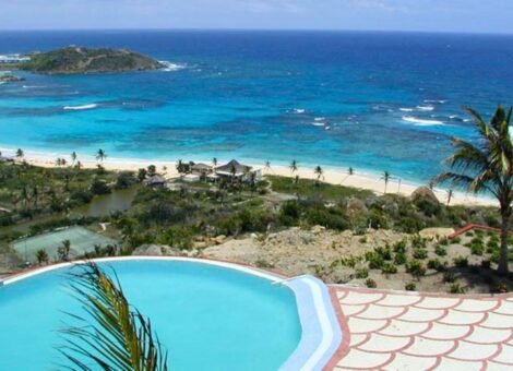 Dawn Beach Estates gated community St Maarten near French border beaches and marinas