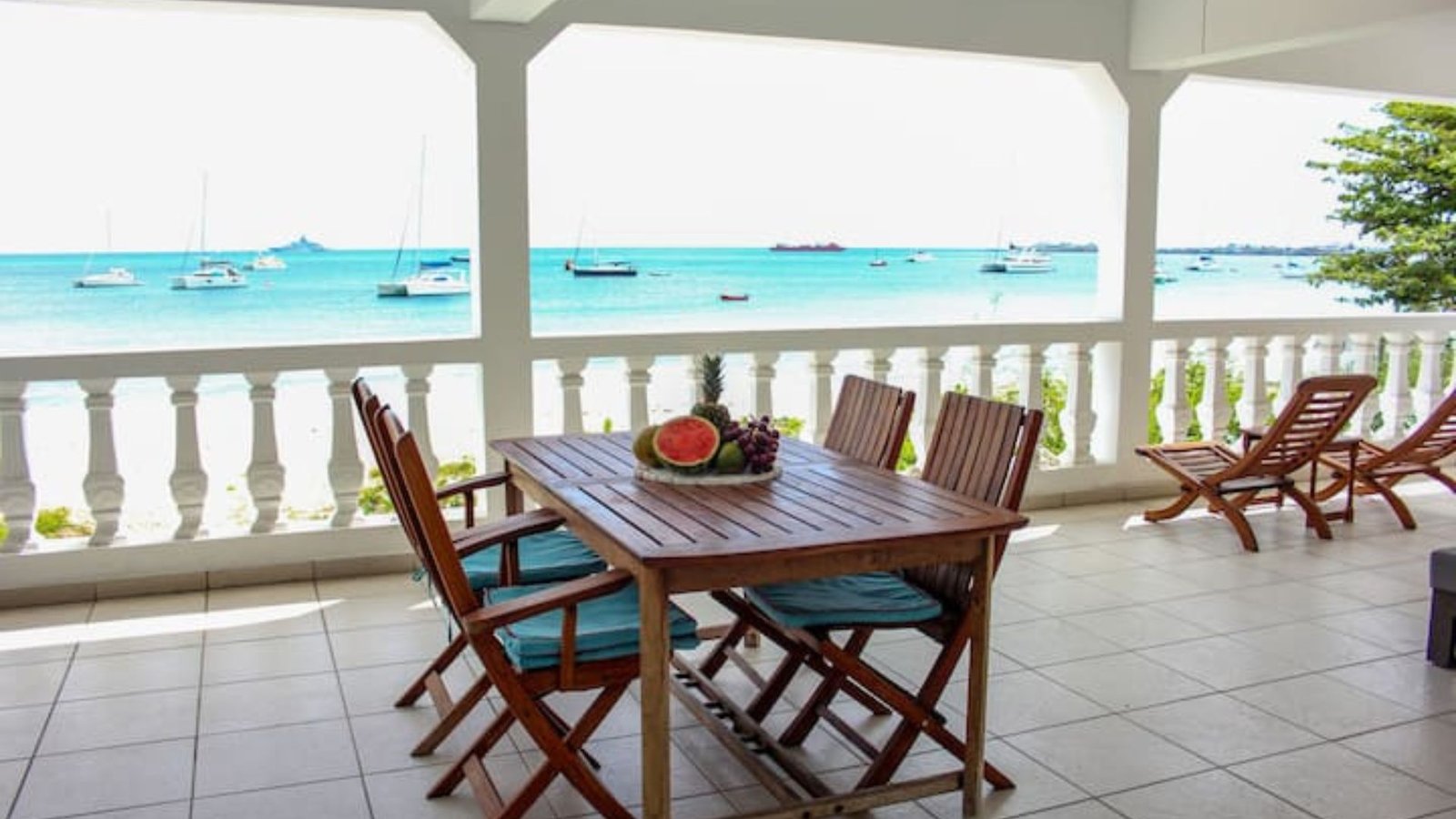 Large 8 bedroom ocean view house in Simpson Bay St Maarten
