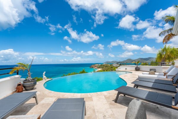 Expansive terrace with panoramic ocean views St Martin villa